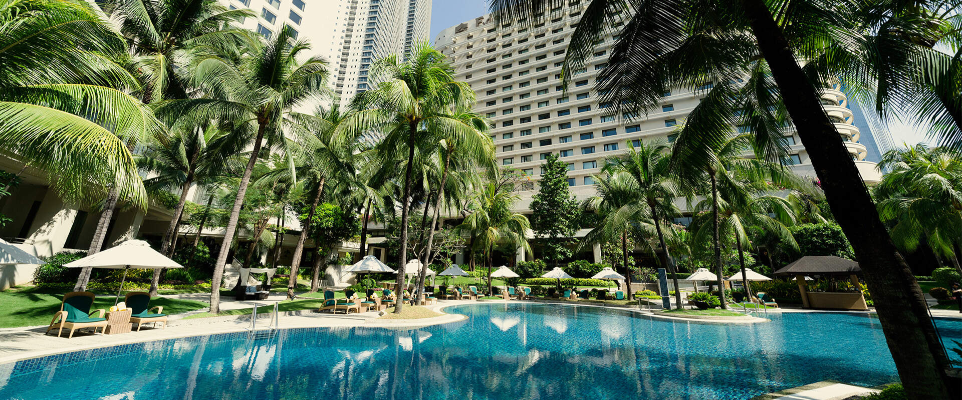 フィリピン、マニラの高級ホテルリゾート | エドサ シャングリラ